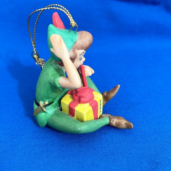 Grolier Disney Peter Pan Dated 1995 Ornament - Picture 4 of 10